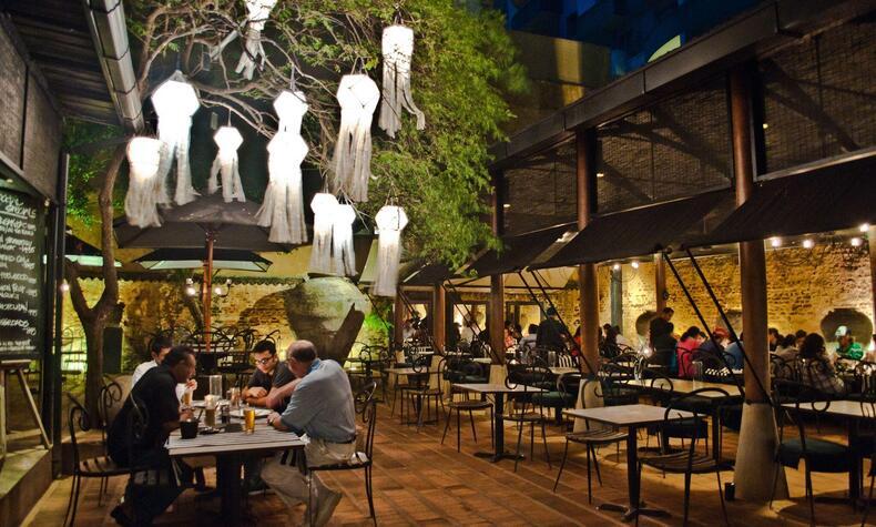travel luxury gastronomy sri lanka gallery cafe colombo bawa