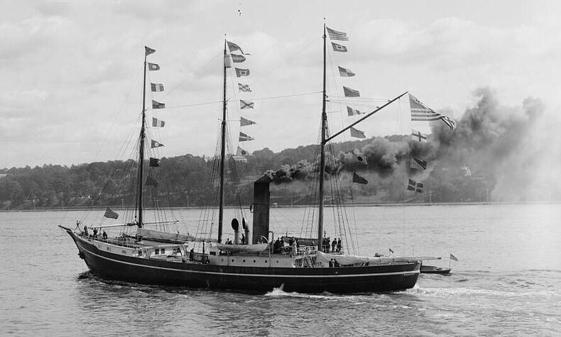 The Roosevelt was the ship used by Peary on his last two expeditions to the Arctic (1905-1906) and (1908-1909), the year in which he reached the North Pole. robert peary roosevelt north pole