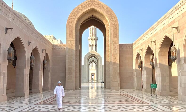 The Great Mosque of the Sultan of Qaboos was inaugurated in 2001 and 300,000 tons of Indian sandstone were used in its construction. remote luxury travel oman sultan qaboos mosque.
