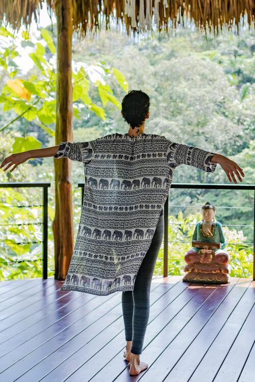 Wellness retreats in search of transformative experiences. Yoga at Amor Arenal