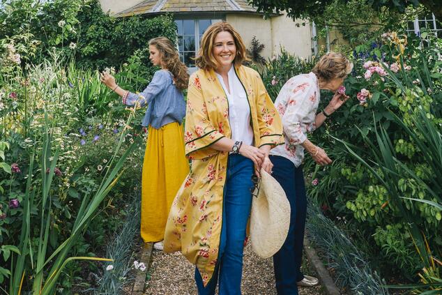 sally hambleton travel luxury gardens united kingdom