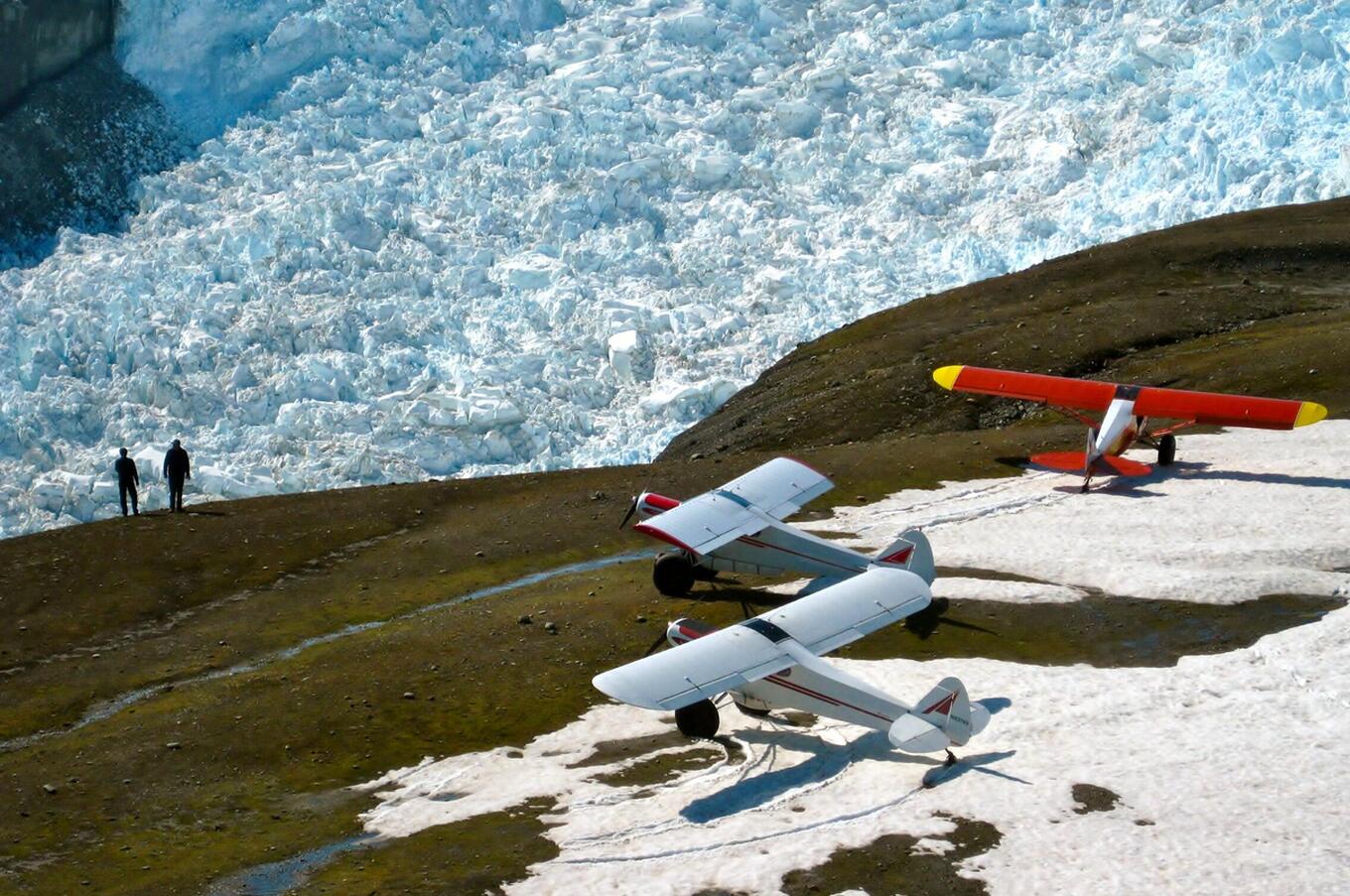 remote travel alaska light aircraft