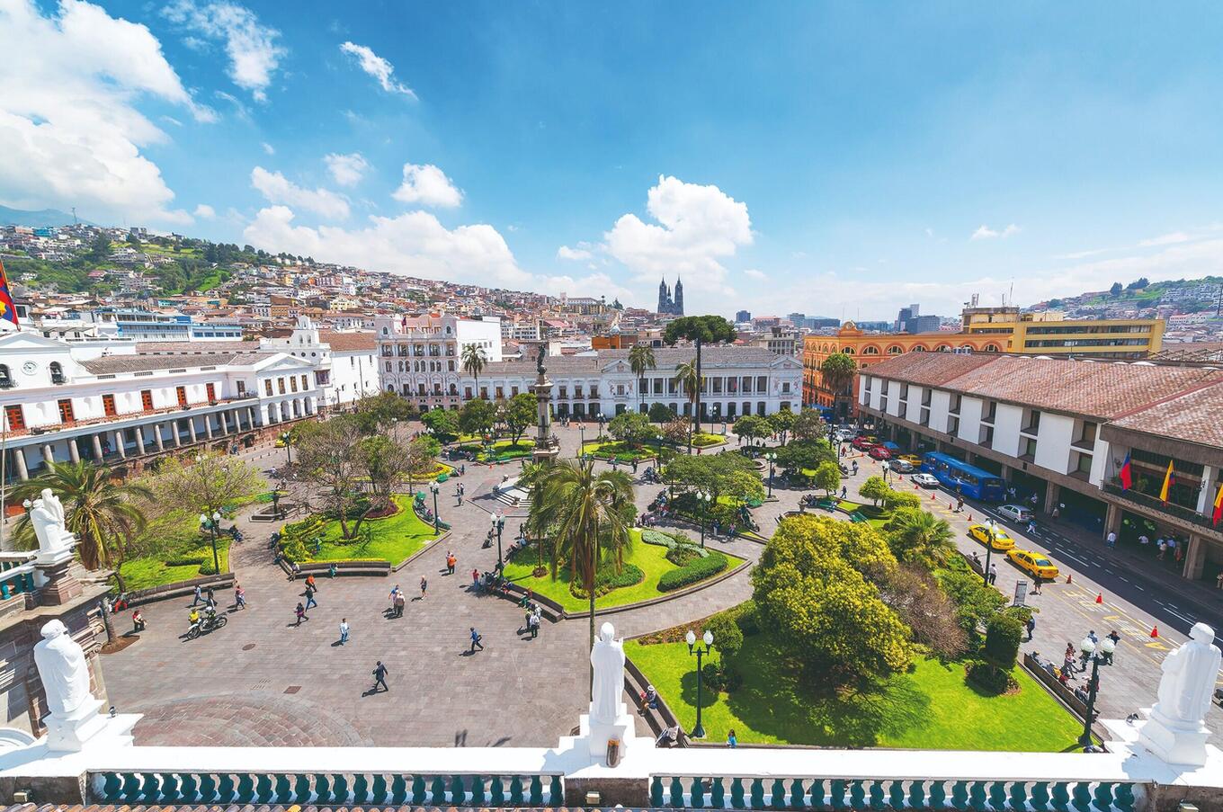 luxury travel Ecuador Plaza Grande de Quito