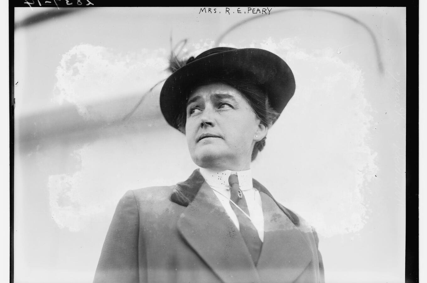Josephine had to overcome the lack of confidence of her husband's expedition partners who did not approve of a woman accompanying them on this adventure. josephine peary north pole