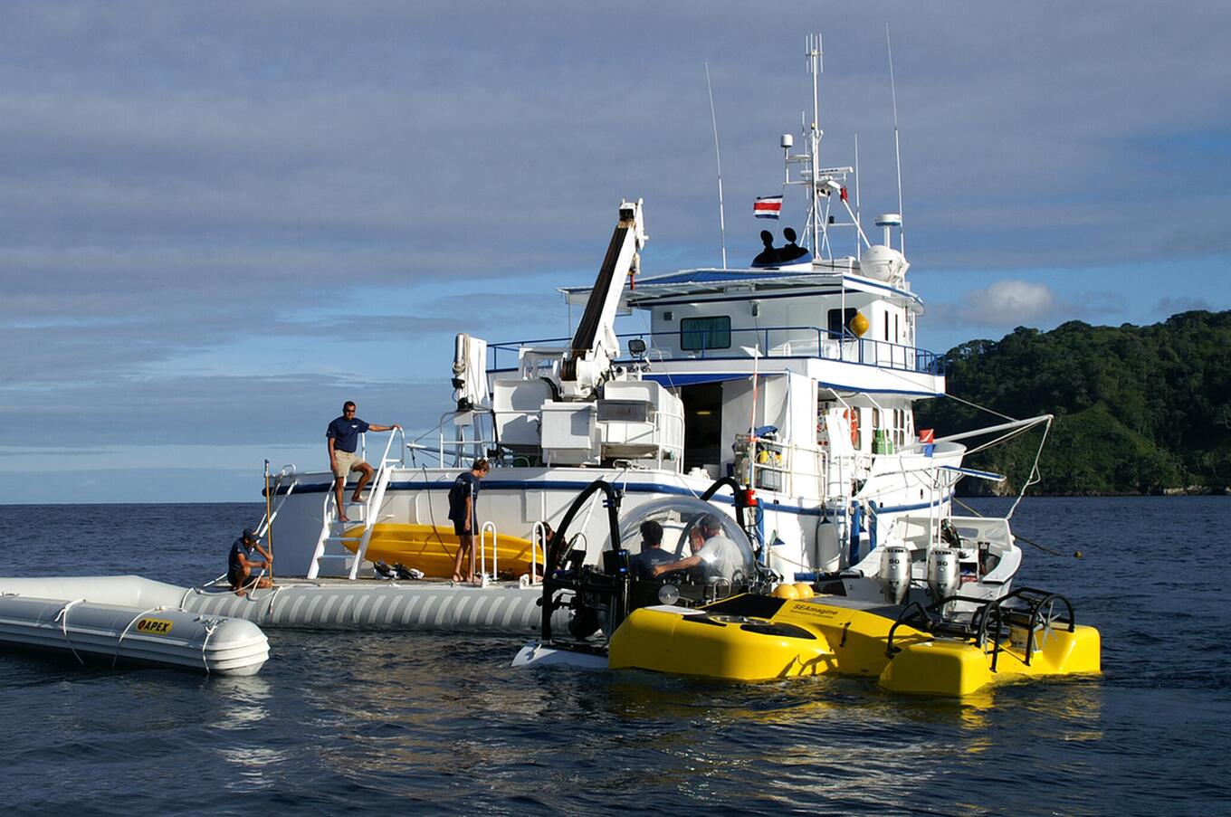submersible Deep See Ofer Ketter
