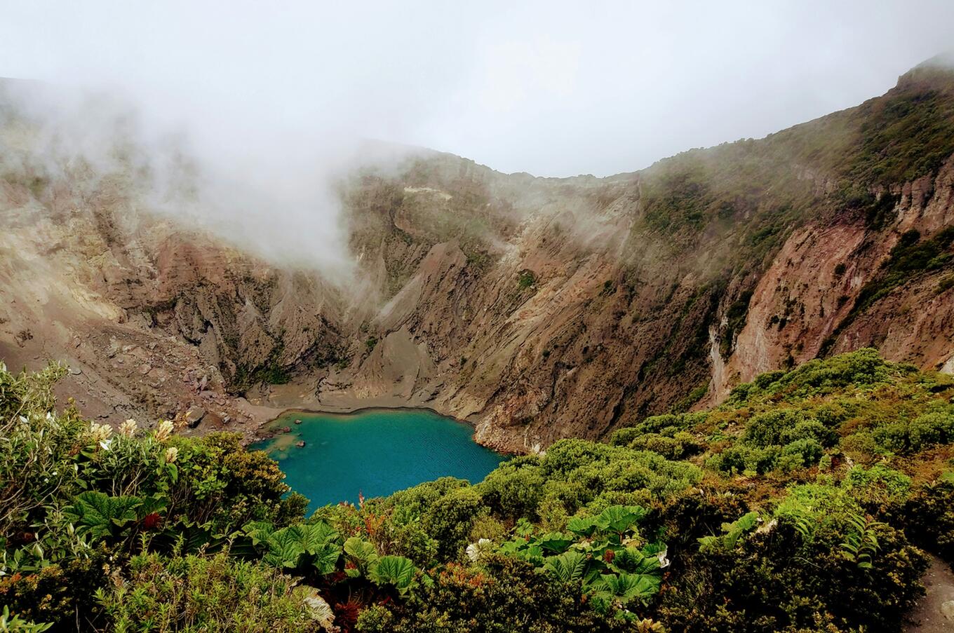 Irazú Volcano. Photo Alex Ip.