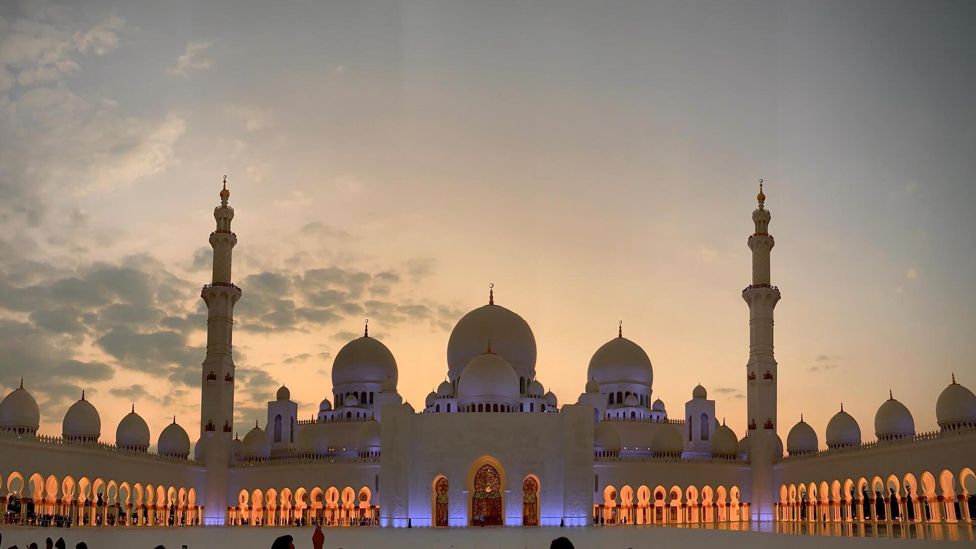 luxury travel arab emirates dubai